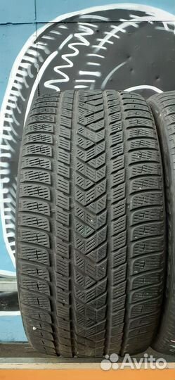 Pirelli Scorpion Winter 295/35 R21