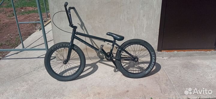 Трюковой велосипед bmx