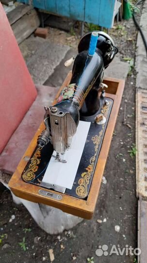 Швейная машинка бу