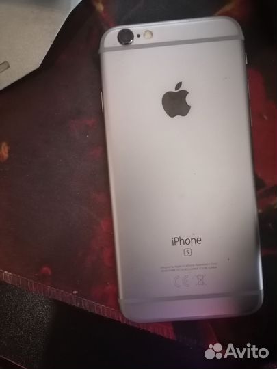 Телефон iPhone 6s