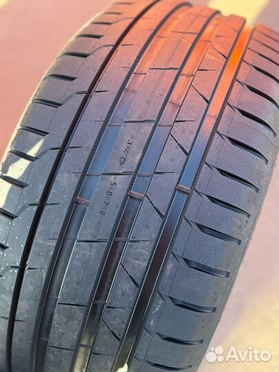 Ikon Tyres Autograph Ultra 2 SUV 295/35 R21