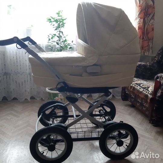 Коляска и автокресло Peg-Perego Culla Auto