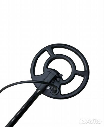 Металлоискатель Minelab X-Terra 305