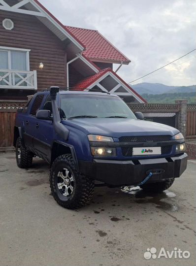 Chevrolet Avalanche 5.3 AT, 2003, 195 000 км
