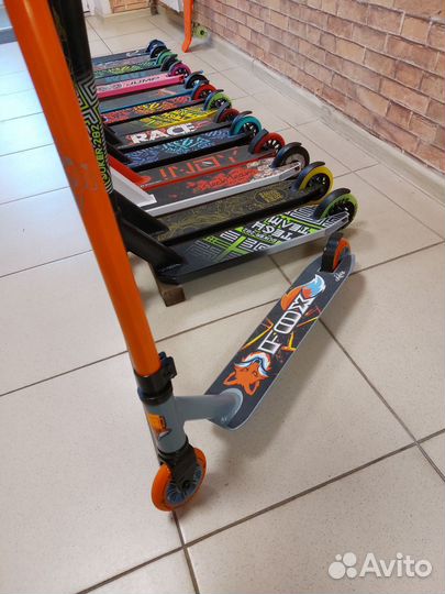 Трюковой самокат. Новый. Собран и проверен