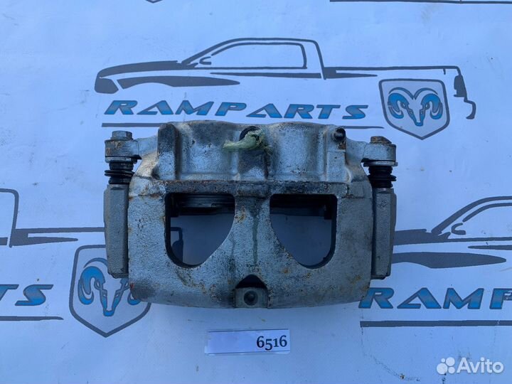 Суппорт передний правый