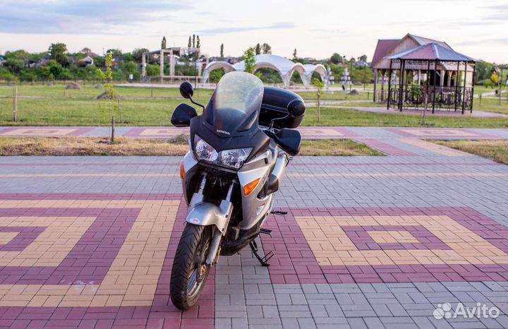 Хонда Варадеро XL1000