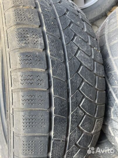 Continental Conti4x4WinterContact 235/65 R17