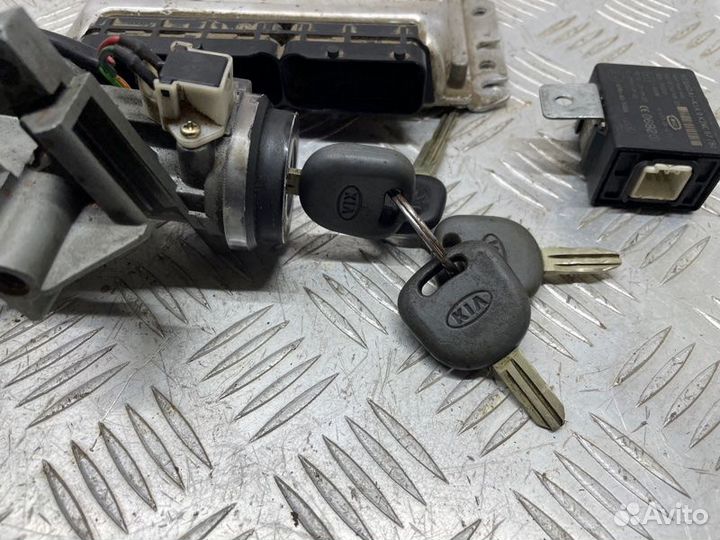 Замок зажигания Kia Spectra седан S6D 2008