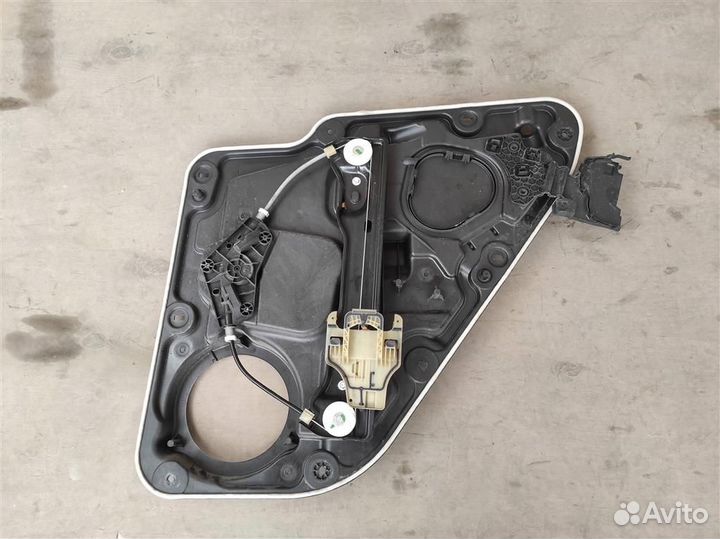 Стеклоподъемник задний левый Jeep Grand Cheroke