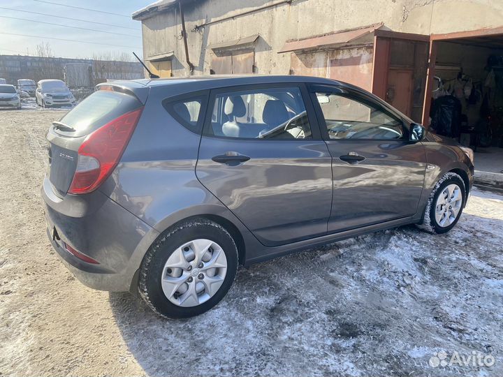 Hyundai Solaris 1.4 МТ, 2014, 33 098 км