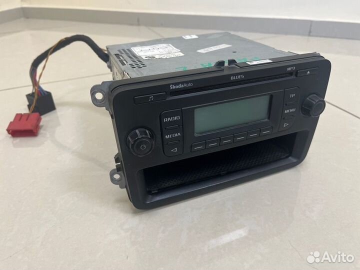 Магнитола штатная Skoda Fabia 5J5 CGP 2012