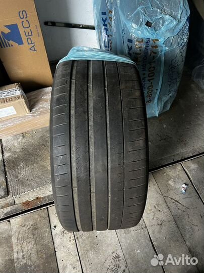 Michelin Pilot Sport 4 S 295/35 R21