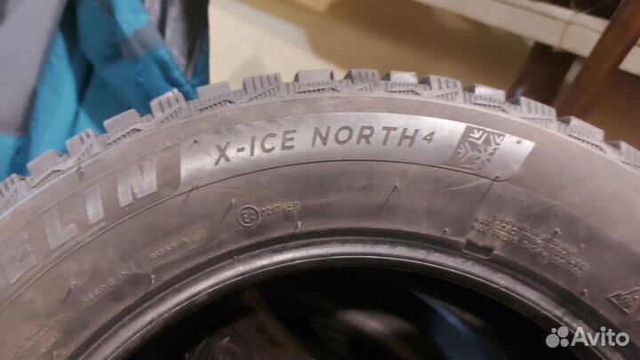 Michelin X-Ice North 4 205/65 R16