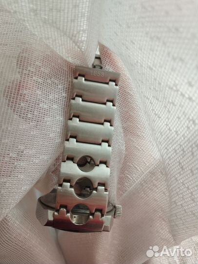 Продам часы Tissot из коллекции t-sport