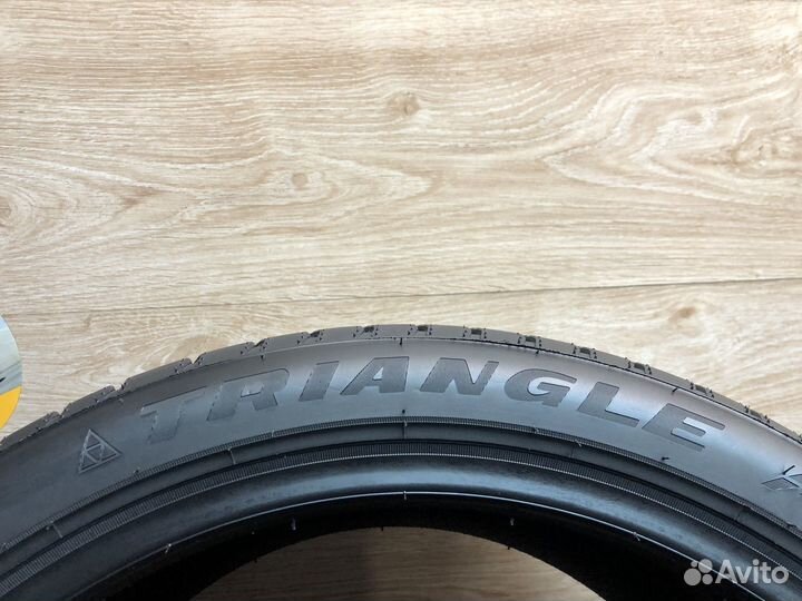 Triangle EffeXSport TH202 235/40 R18 95Y