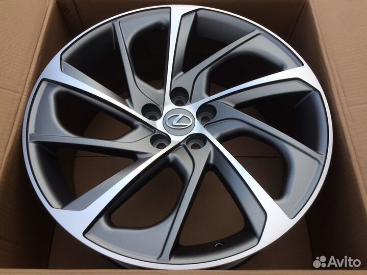 Новые диски R20 Lexus / Toyota