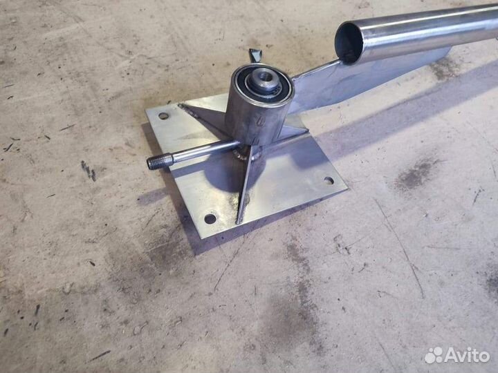 Консоль поворотная для автомойки самообслуживания