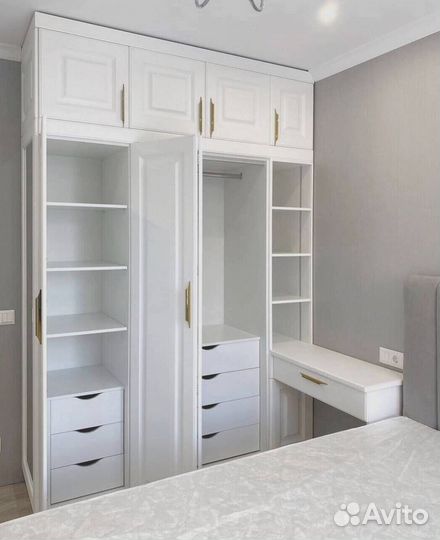 Шкаф встраиваемый