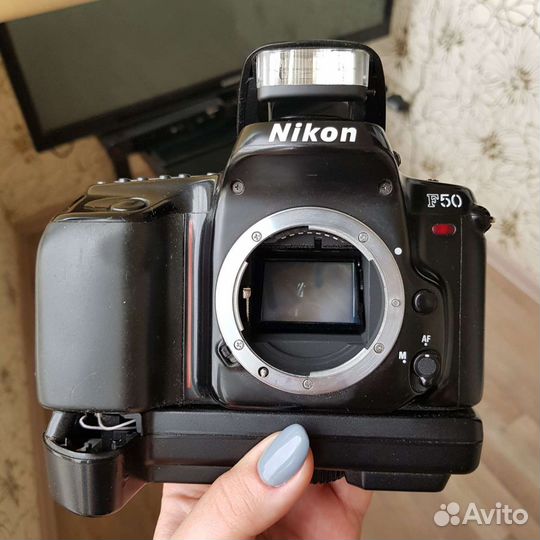 Зеркальный пленочный фотоаппарат Nikon f50