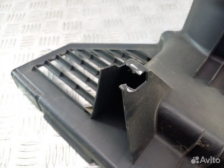 Обшивка задней панели Opel Astra H Z18XER 1.8