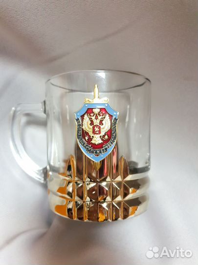 Кружка чайная с позолотой 