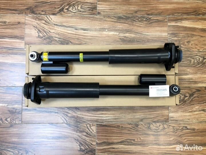 Амортизатор для Range Rover 322 задний LR012997