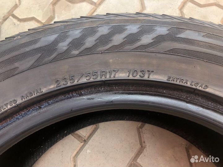 Yokohama Ice Guard Stud IG55 235/55 R17