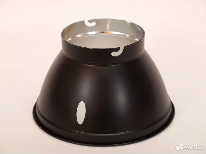 Крепления студийной вспышки, рассеиватель