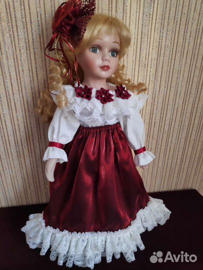 Куклы фарфоровые коллекционные