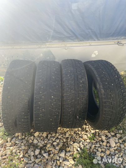 Kumho I'Zen KW22 235/65 R17