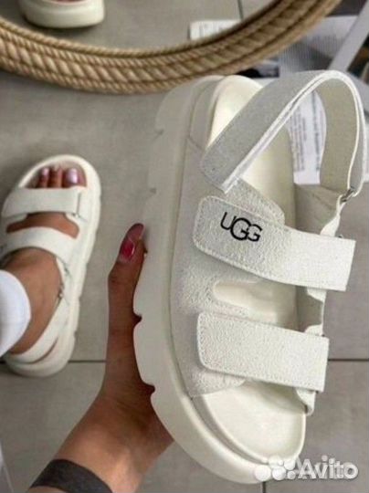 Босоножки Ugg