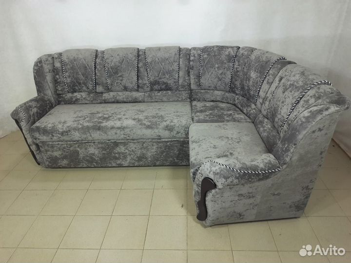 Угловой диван