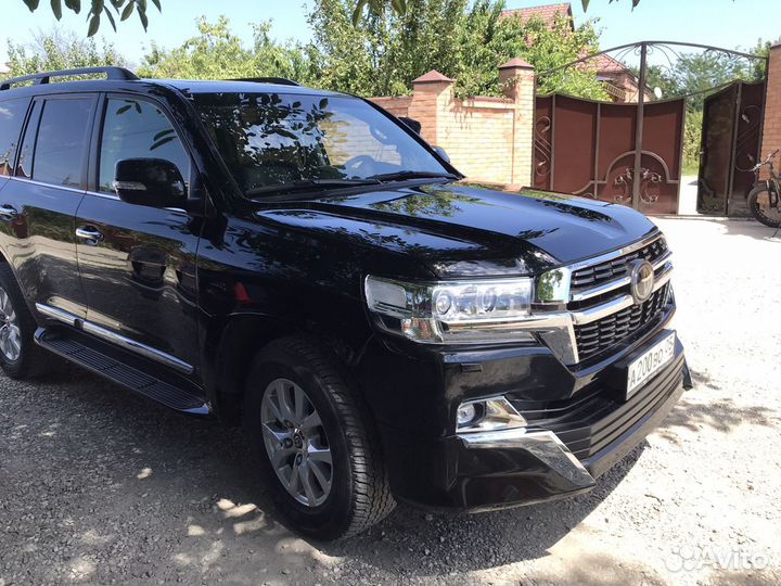 Оригинальный обвес Тойота land cruiser 200