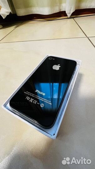iPhone 4S, 8 ГБ