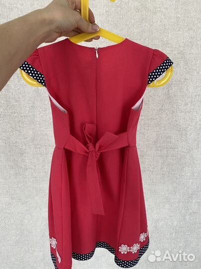 Платье на девочку