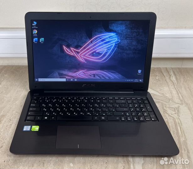 Ультрабук asus X556 (i7-6500U/ 940 MX/ 8 гб)