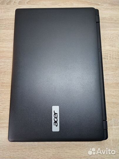Ноутбук Acer Aspire ES1-512-P2UC 15.6