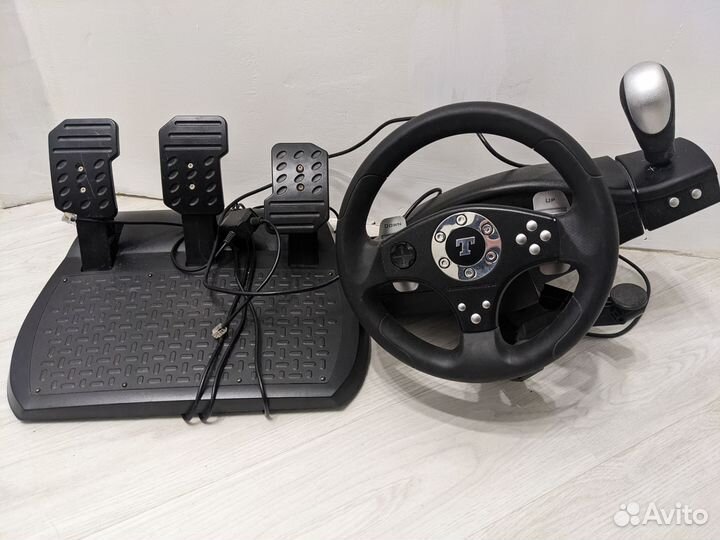 Игровой руль Thrustmaster rgt force feedback
