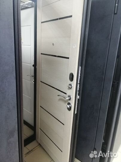 Дверь мет.Гарда муар Лиственница беж Царга