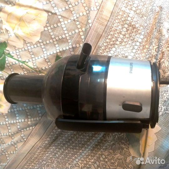 Соковыжималка Philips HR1863 резерв