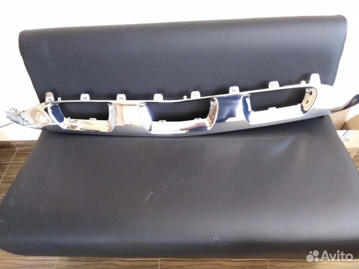 Хром накладка бампера Mercedes GLC X253