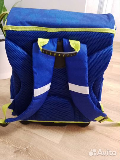 Новый портфель школьный дм