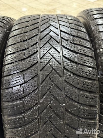 Bridgestone Blizzak LM-005 245/45 R18