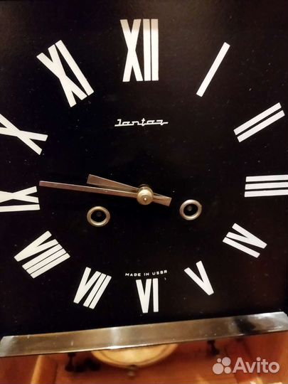 Антикварные часы Янтарь с боем (очз)