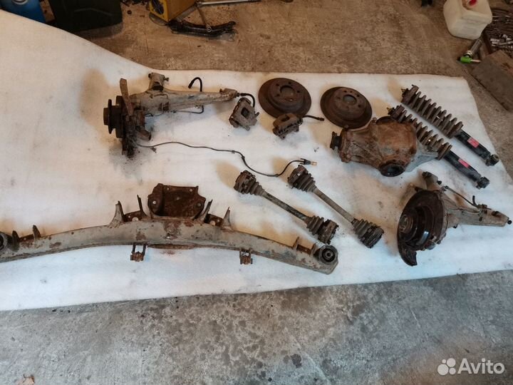 Запчасти бмв е28