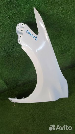 Крыло переднее левое Toyota Camry 70