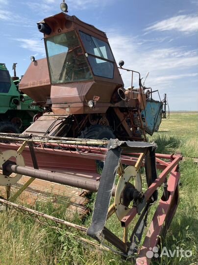 Комбайн Нива-Сельхозтехника СКА-5, 1993