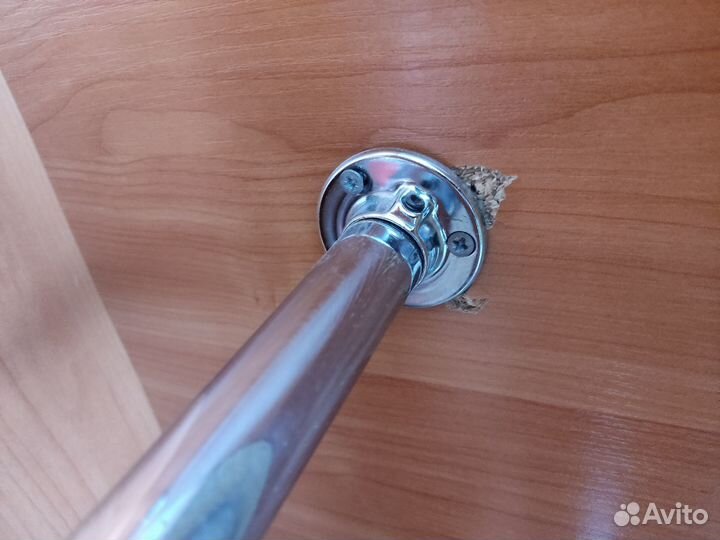 Детская кровать чердак со столом и шкафом