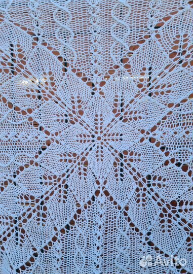 Палантин вязаный ручная работа